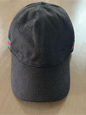Gucci Black Canvas Monogram Cap with Green and Red Stripe